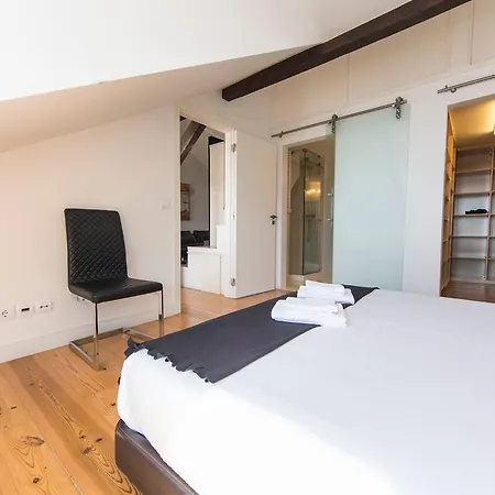 Lovelystay - Baixa River View Loft Apartamento *