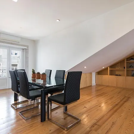 Lovelystay - Baixa River View Loft דירה ליסבון