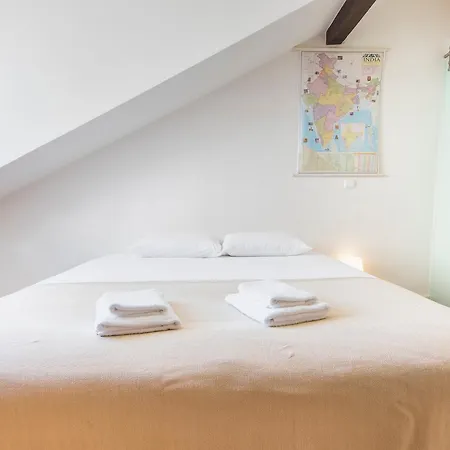 Apartment Lovelystay - Baixa River View Loft *