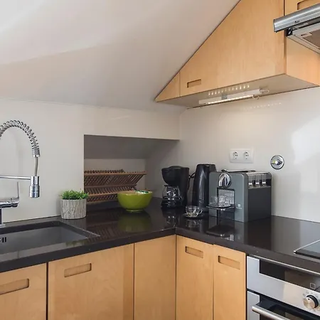 Lovelystay - Baixa River View Loft Apartment