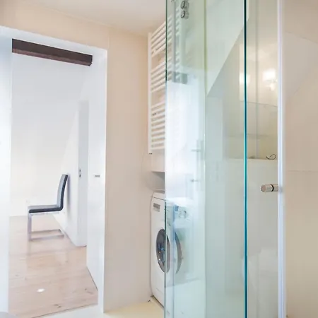 Apartment Lovelystay - Baixa River View Loft