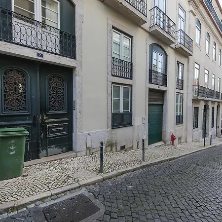 Lovelystay - Baixa River View Loft