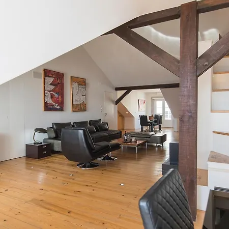 Lovelystay - Baixa River View Loft Apartment *